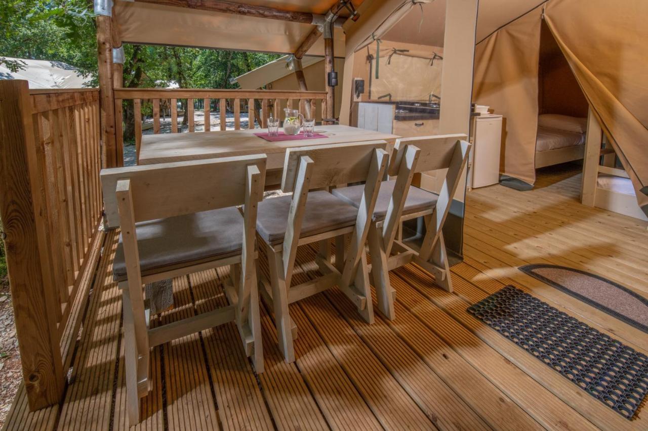 Vacanceselect Premium Lodge Polari Rovinj Bagian luar foto