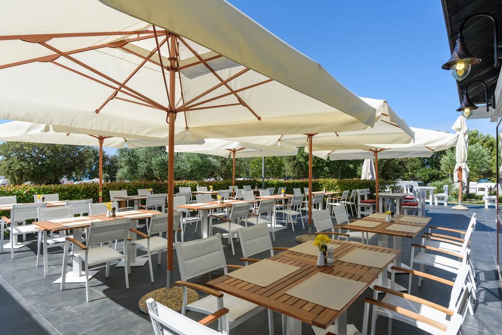 Vacanceselect Premium Lodge Polari Rovinj Bagian luar foto