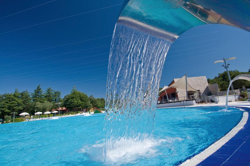 Vacanceselect Premium Lodge Polari Rovinj Bagian luar foto