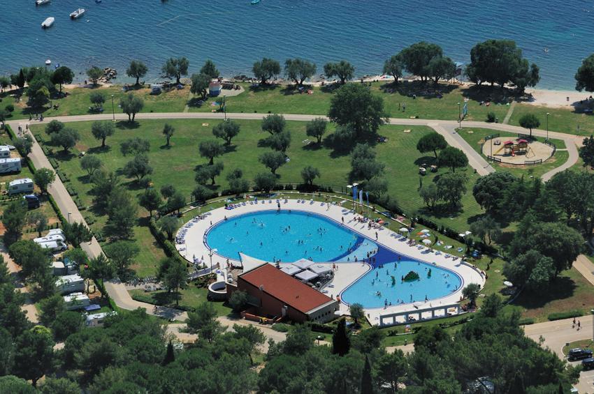 Vacanceselect Premium Lodge Polari Rovinj Bagian luar foto